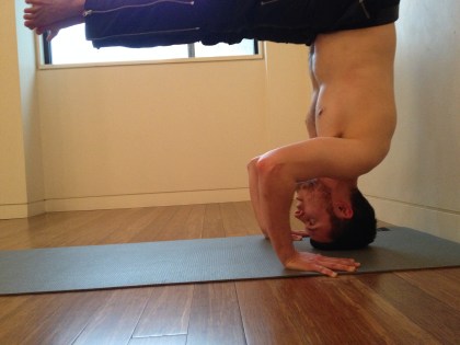 Tracy Tahara: Tripod L-Stand toward Handstand